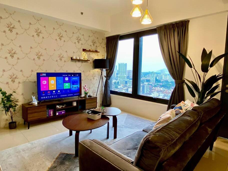 Tropicana 218 Macalister Sea & City View By Staycation Homestay George Town Esterno foto